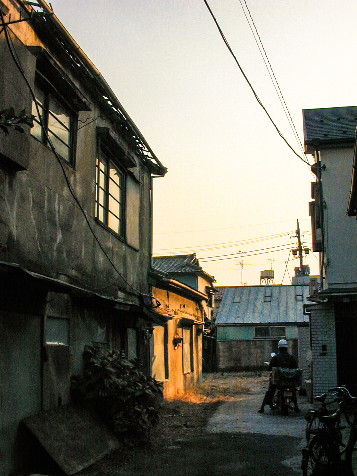 kuroyuki:   	Dec 25, 1999 von ubic from tokyo    	Über Flickr: 	東京　大森