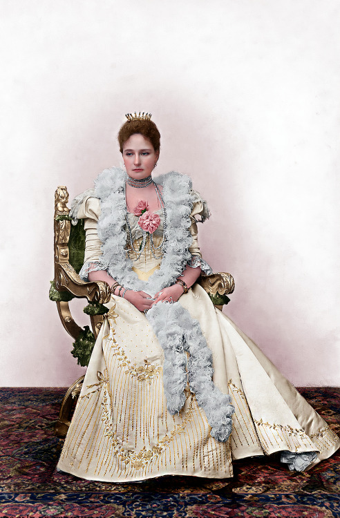 empress-alexandra:Empress Alexandra Feodorovna of Russia, 1898.