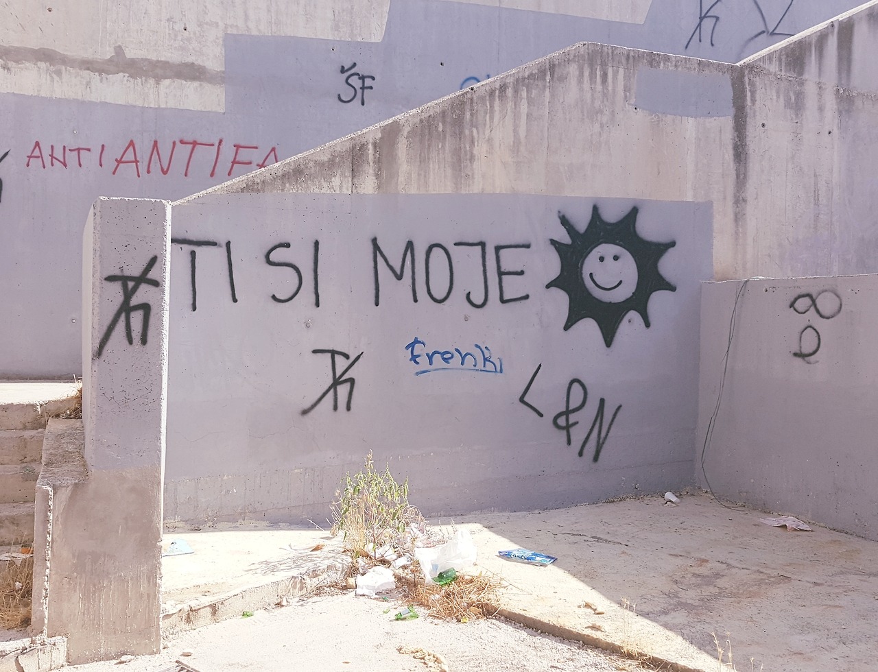 Graffiti ljubavni Ghetto devojka