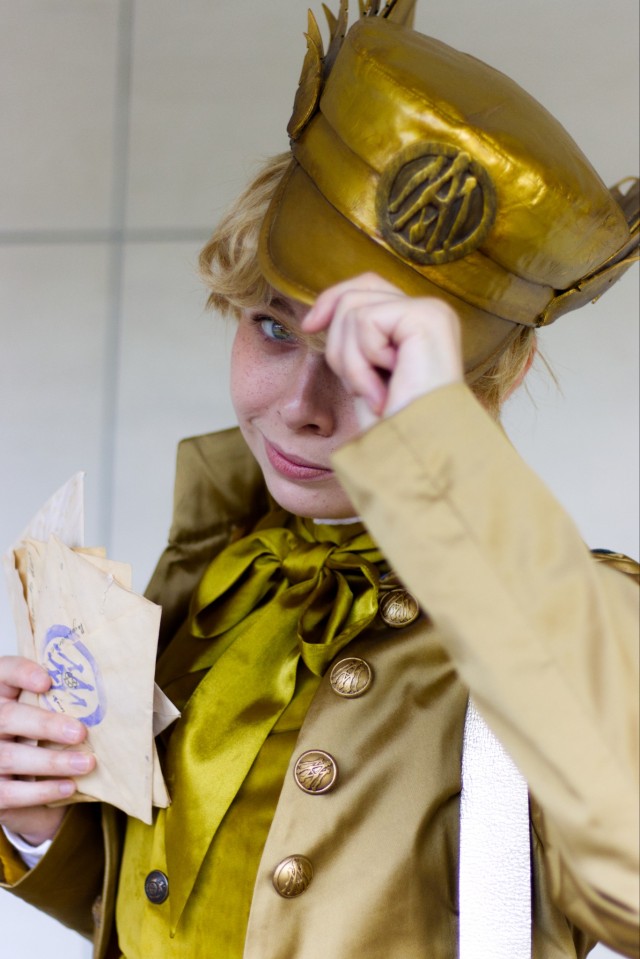 Trust me!
Photos for my Moist Von Lipwig cosplay at Discworld Con
Taken by Parsley Leaves