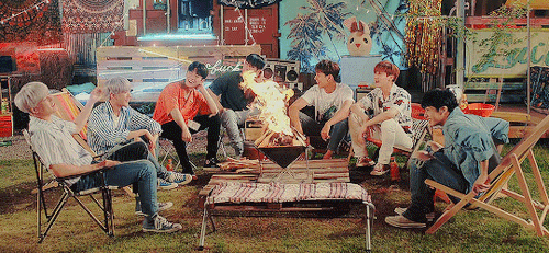 MONSTA X + MV Group Shots