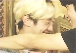 greyjoyofpyke:  jinchan acting out a scene where chansik is the male lead and jinyoung