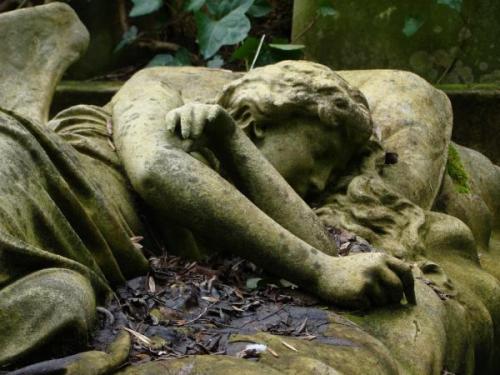 odditiesoflife:Highgate Cemetery - London’s Most HauntedHighgate Cemetery is steeped in supernatural