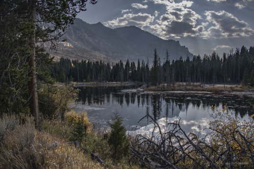 riverwindphotography:Afternoon at Swamp Lake, below the Cathedral Cliffs, Beartooth Plateau, Wyoming