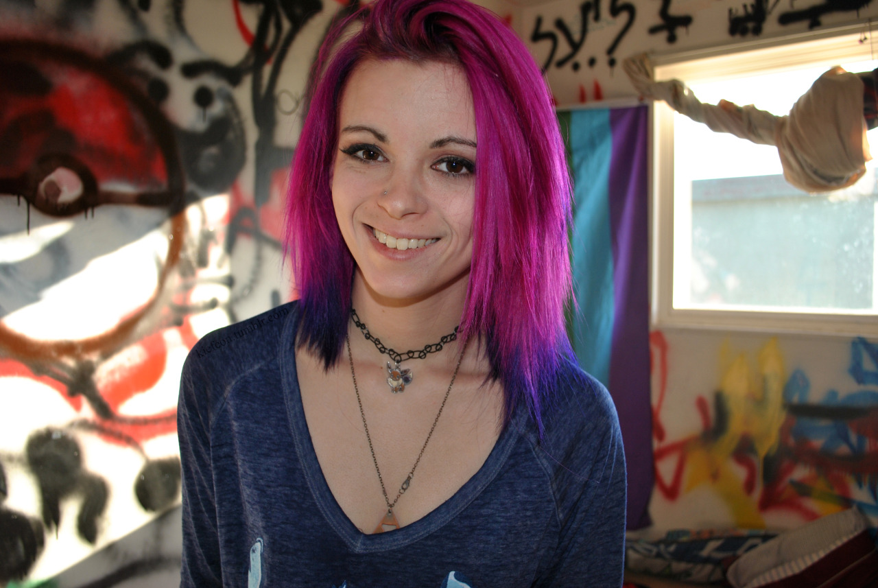 kiefeon:  added some darker colour to my hair♥ 