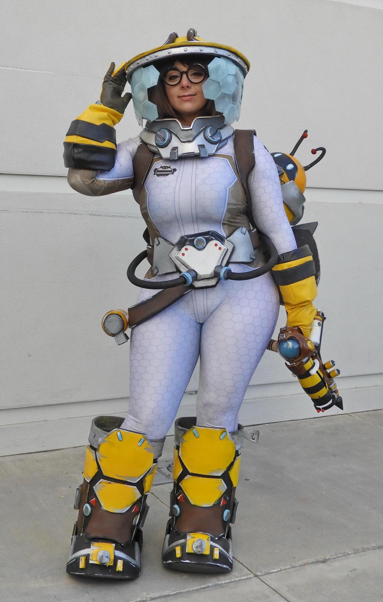 chickcosplay:  [Photographer] Beekeeper Mei http://ift.tt/2ByWc3h