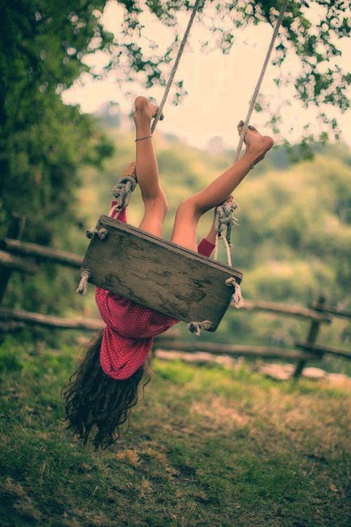 roldam:  (via Pin van Debbie Howerton op Just-a-Swingin - Pinterest)   ✨Daddy~a swing like this please❤️✨ gibby666