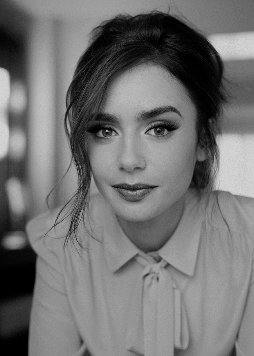 Lily Collins