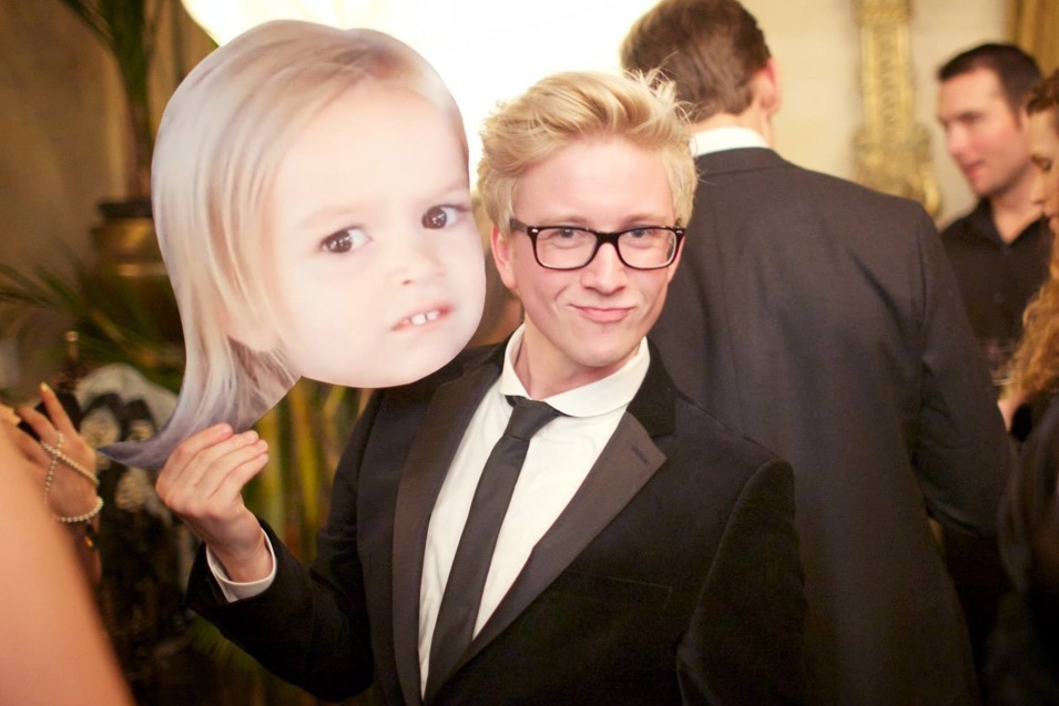 tyleroakley:  rosechose:  I swear this is my favorite picture of Tyler Oakley.  DON’T