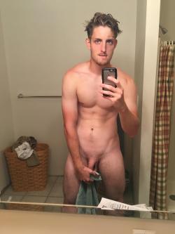 fickkolben:  Stub | Straight | U.S.More of him here.