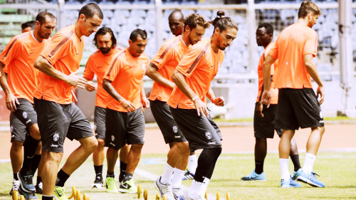 j-u-v-e: Training session (05-08-2014).