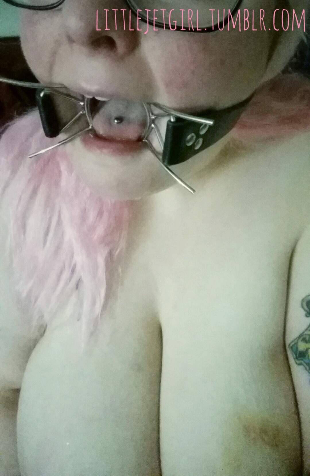 littlejetgirl:  Drip drop Drip drop Out goes brain In goes cock   🍬🍬