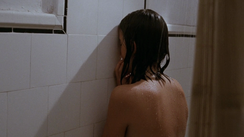 duchampscigarette:    Lucrecia Martel -  La Ciénaga (2001)  