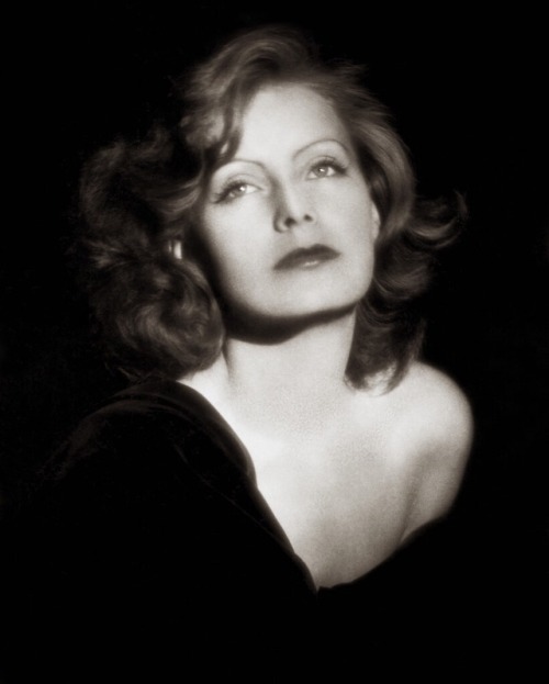 itsborhes:Greta Garbo by Ruth Harriet Louise, 1927