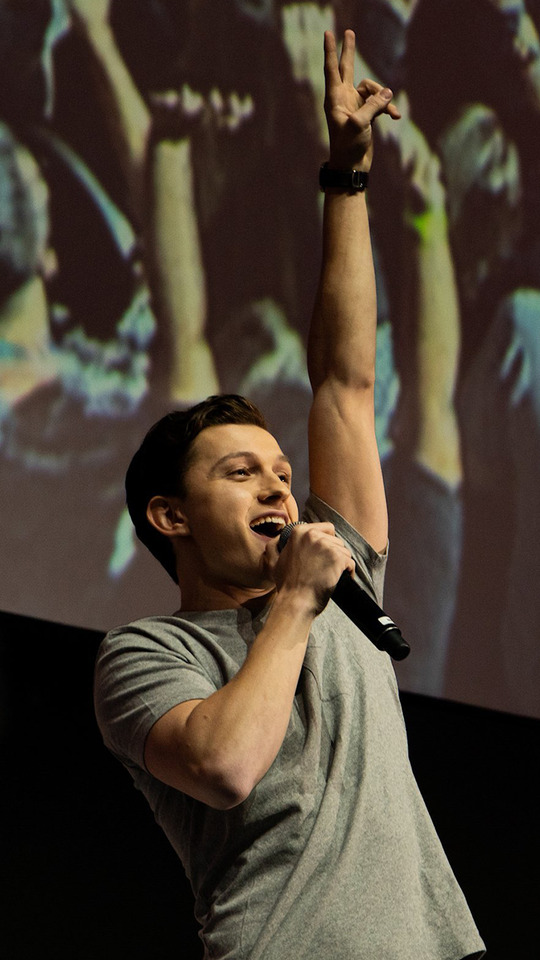 Tom Holland Lockscreens - Ccxp 2018 (brazil)