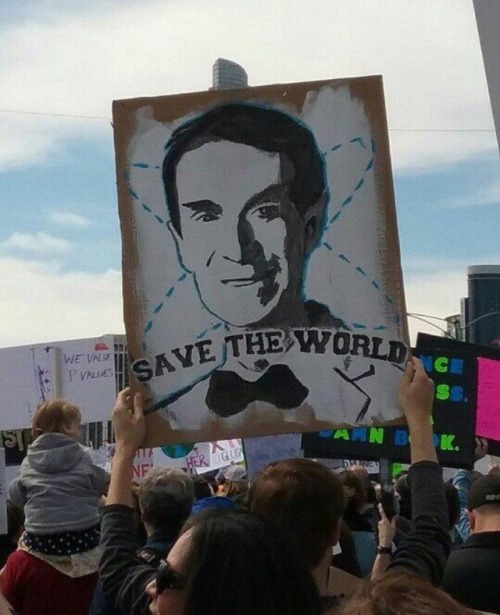 pianogem:weavemama:THIS MARCH NEEDED TO HAPPEN #MarchForScience I like how they used “DOgGoS” instea