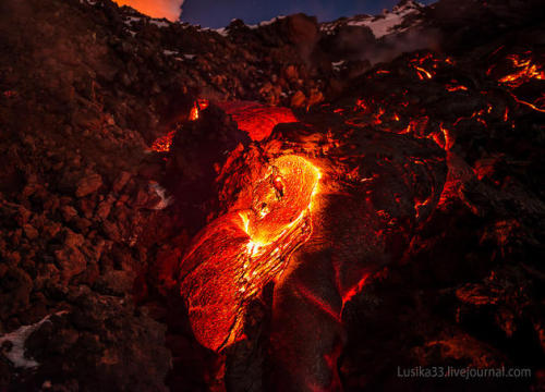 coolthingoftheday:(Artist)Tolbachik is a volcanic complex on the Kamchatka Peninsula in the far east