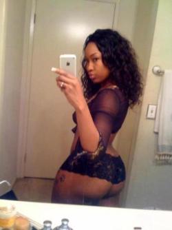 badbroads:  badbroads.tumblr.com TJ’s ***Thick Thursday***