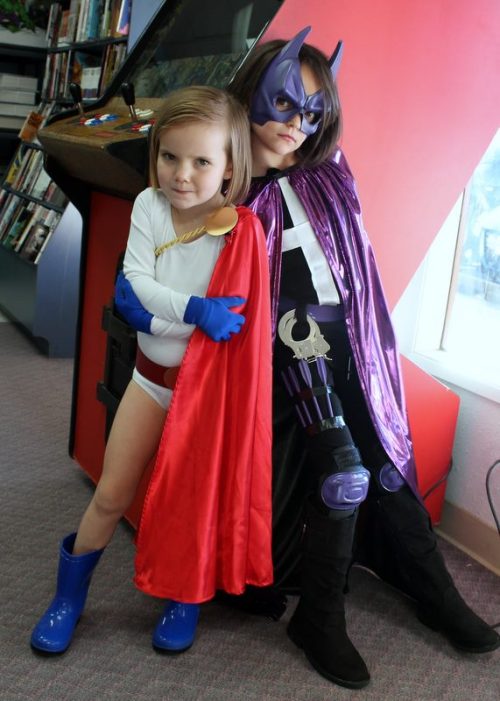 agnesgarbowska:thehappysorceress:watchtvwithme:These two Sacramento Super Cuties, Huntress & Pow