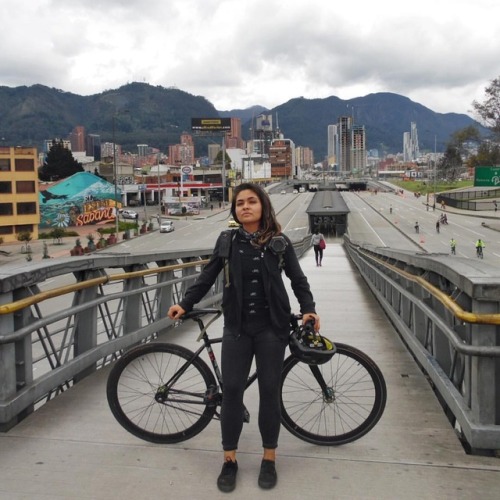 fixiegirls: Repost from @denisseerre Todo lo que ves, todo lo que ves será nuestro, nena. Colombia, 
