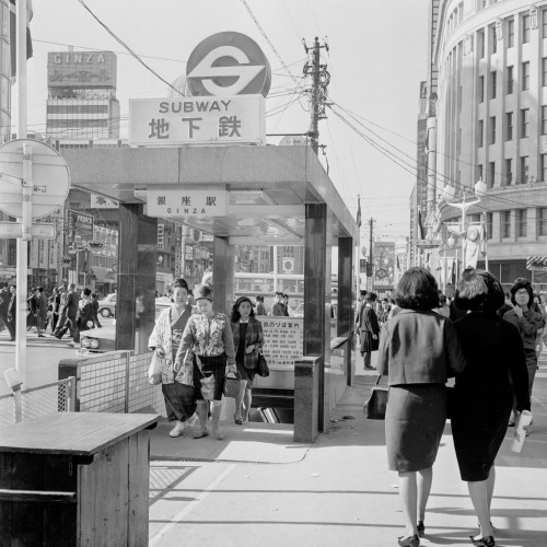 s-h-o-w-a:General view of Ginza District on December 17, 1964 in Tokyo, Japan