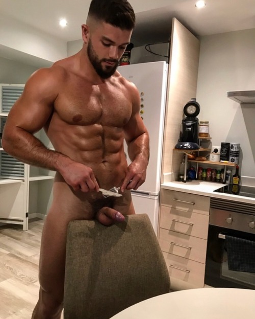 Porn creamthejeans:👾+  French bodybuilder 😍 photos