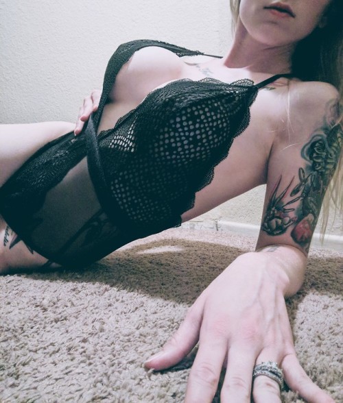 veronica-marzzz:So I use to do camming a few years ago and wanted to get back into it.  If you guys 