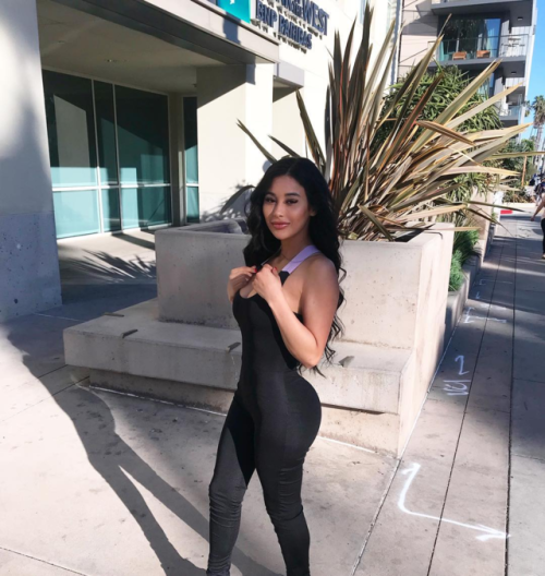 Bea | PlasticAsians.com