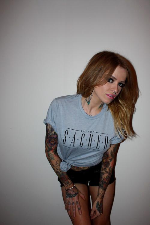 Girls With Tattoos adult photos