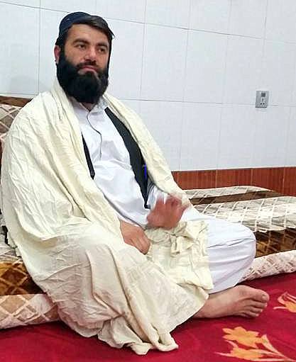 MUSLIM MALES FEET FETISH