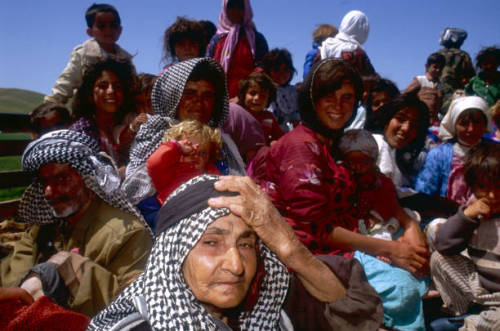 m4zlum:Kurdish refugees, 1990s by Pascal Le Segretain