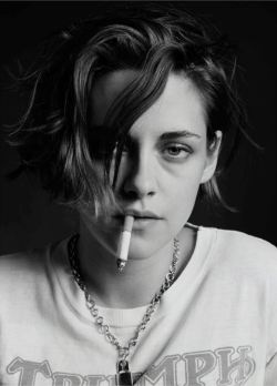 lesbeehive:Les Beehive - Kristen Stewart