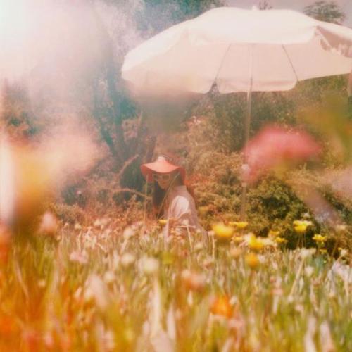 life-imitates-lana: NEW - Honeymoon single cover (untagged)