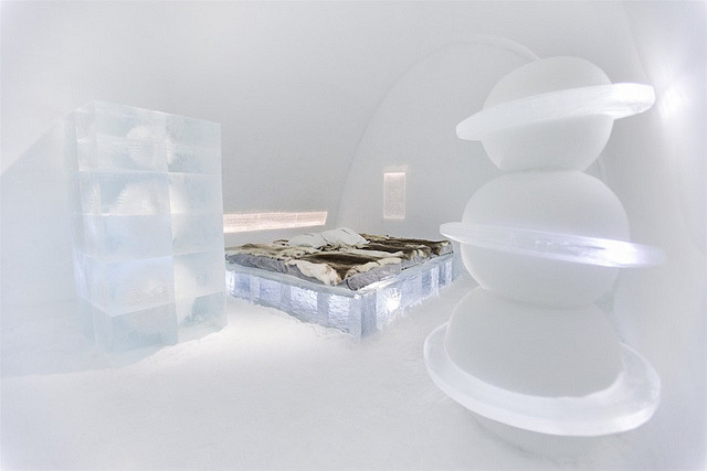 gaudygoddess:  hifructosemag:  The ICEHOTEL #23, a temporary hotel and art gallery,