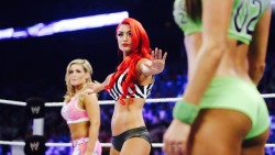 evamariedaily:  Nikki Bella Vs Natalya Special Guest Referee Eva Marie