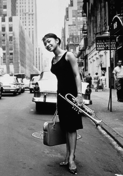 vintagegal:  Yourna Byrd, wife of jazz trumpet player Donald Byrd, photographed in 1960 by William Claxton (x) (x)