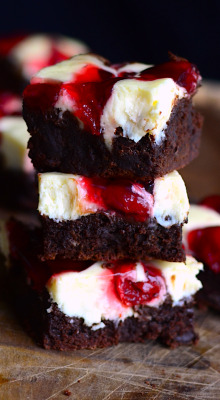 fullcravings:  Cherry Cheesecake Brownies