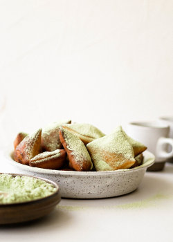 daily-deliciousness:Matcha beignets
