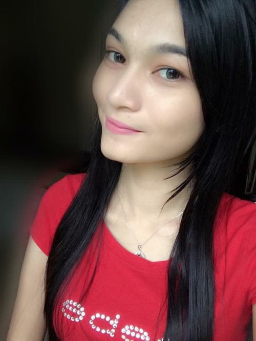 cikieykachumell:Tolong reblog nanti i followback ye. Have a nice day ye. Pm for video call shaja