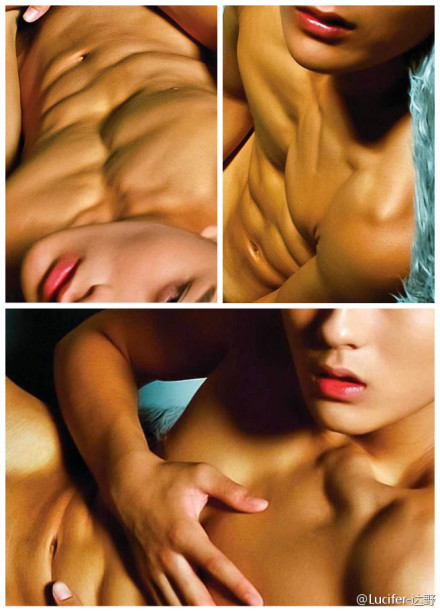 jshootit:  fuckyeahfuckstory:  mega-aaaaaaa:  South Korea little guy likes to eat semen 韓國小帥哥喜歡吃精液  I want him now!  Wow! Hot bod ;) 