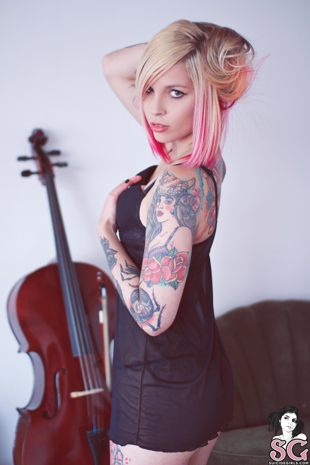 suicidegirlslover:  Kattyfox Suicide