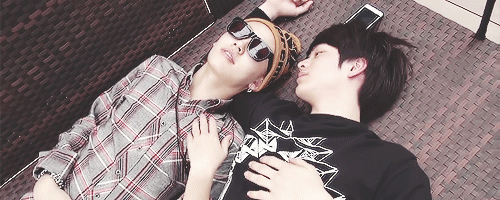 kaiwaiisoo-blog:  ” I hate skinship “ - Jung Ilhoon 