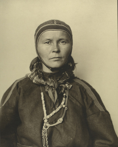 Ellis Island Immigrantsca. 1905–14Photographer: Augustus F. Sherman (American; 1865–1925)