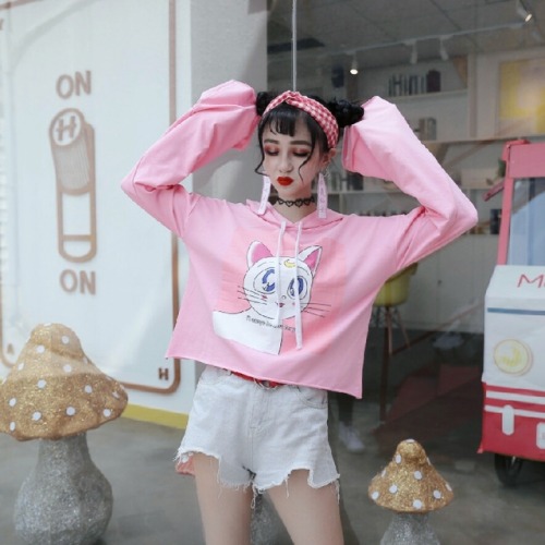 badxbaby: Sailor Moon Hoodie - Discount code: Eve