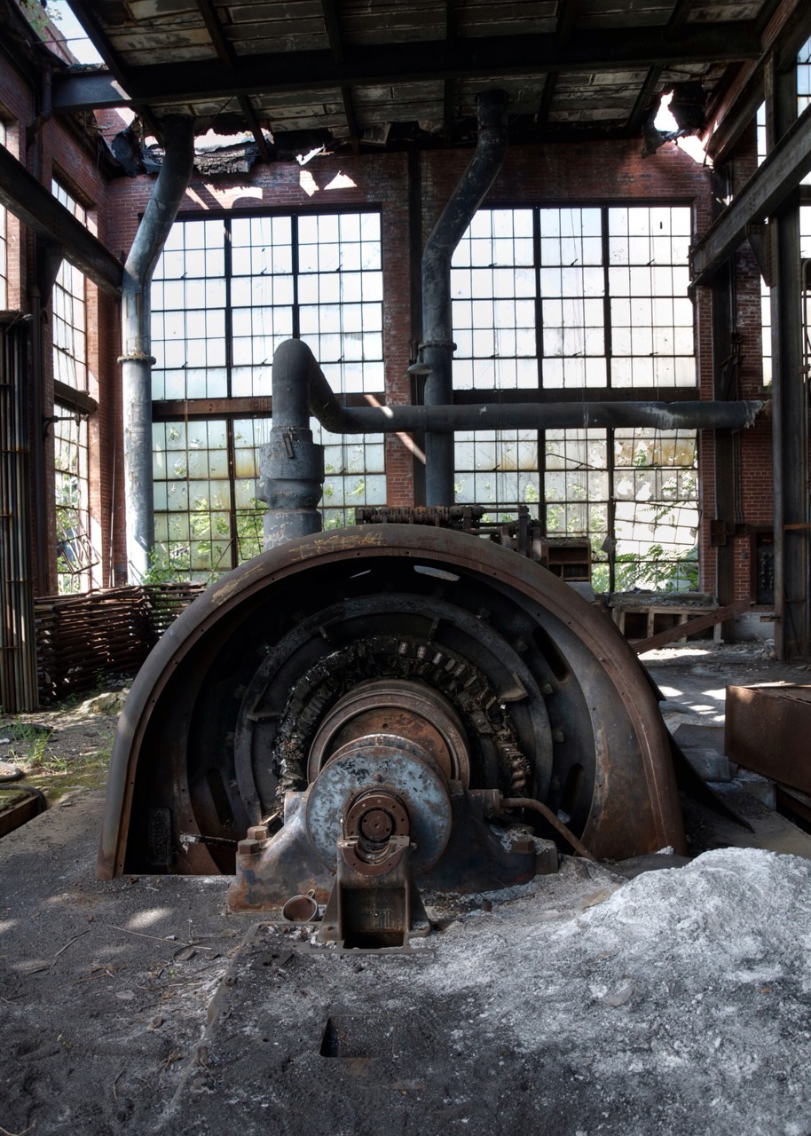 filthcityphotography:  R.I.P. Ashely-Huber coal breaker. 1938-2014  Sadly these are