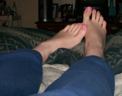 pink toes