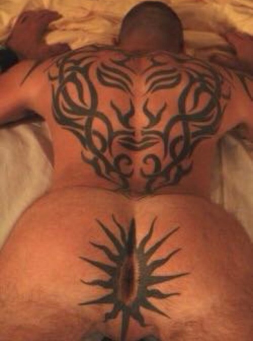 daddydominthe804: noblueballs: Great ink! Ink aside, that pussy looks so hot and open. The ink is a 