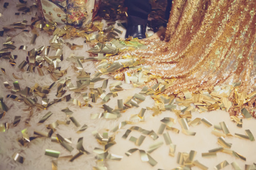 foxontherunbride: (via art-nouveau-engagement-010 - Ruffled®) (via TumbleOn)