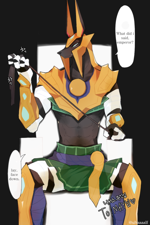 uhaaaalf: I draw this for my friend May. when nasus play with he’s emperor in the bed.sorry for my b