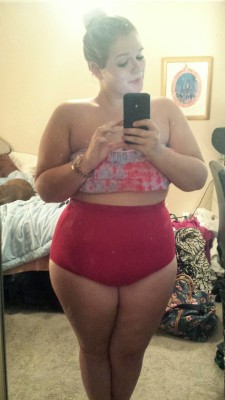impracticallydreaming:  It was such a beautiful day to honor my curves! 